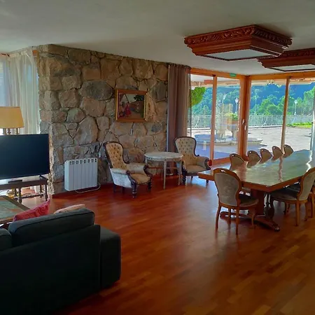 Villa Montgrau *