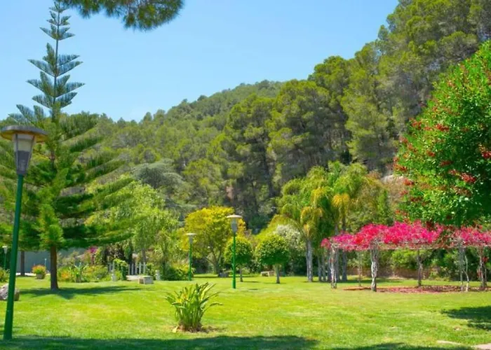 Montgrau Villa *
